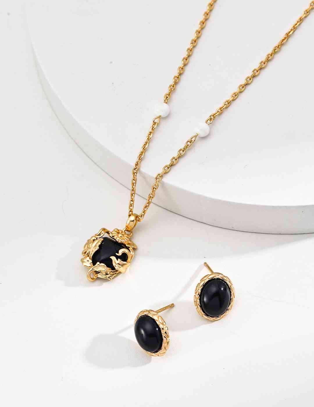 Noir Elegance black agate earrings with matching necklace